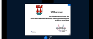 Eins muss man Xhain lassen: Sie probieren die Technik aus. Andere Bezirke tagen lieber gar nicht erst.