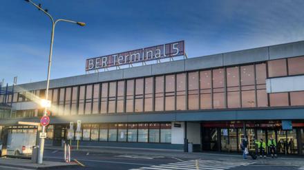 Früher der Flughafen Schönefeld - heute Terminal 5 des BER.