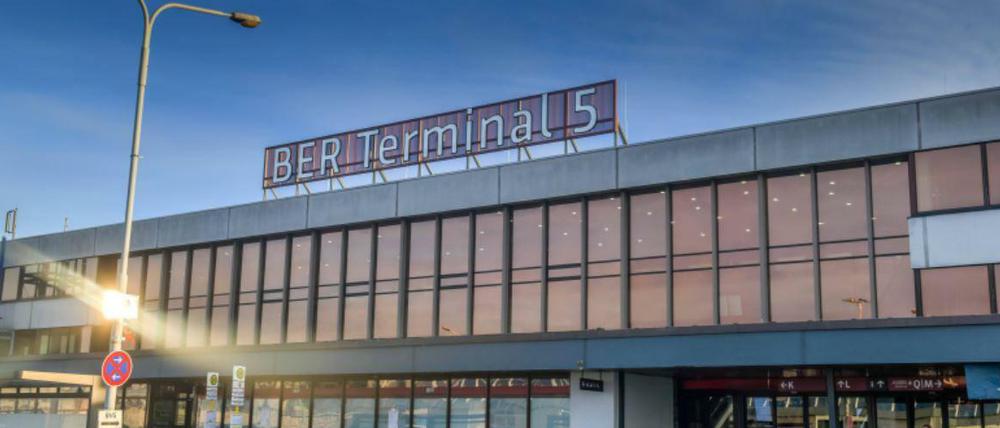 Früher der Flughafen Schönefeld - heute Terminal 5 des BER.