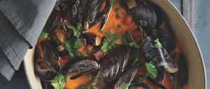 Feierabendfreuden eines Spitzenkochs. Die Miesmuscheln mit Chorizo kocht Nadine Levy Redzepi für ihren Mann René. 
