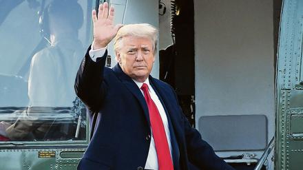 Egal welches Urteil die Geschichte über Donald Trump und seine Präsidentschaft fällt: Zur Fankultur gehört, auch in schwierigen Zeiten seinem Star beizustehen.