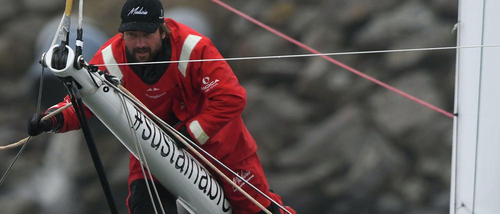 Solosegler Boris Herrmann schleppte sich beim Vendée Globe mit beschädigtem Foil ins Ziel.