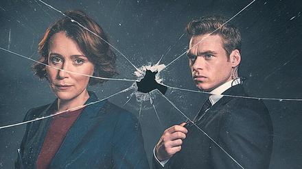 Im Fadenkreuz. Als Bodyguard der Innenministerin Julia Montague (Keeley Hawes) gerät David Budd (Richard Madden) zwischen die Fronten von Politik und Terror.