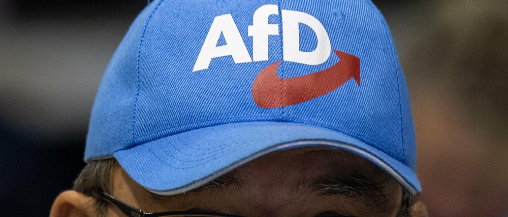 Teilnehmer einer AfD-Versammlung in Sachsen (Archivbild)