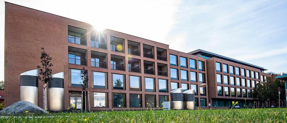 Der 135 Meter lange Neubau der Reha-Klinik am Unfallkrankenhaus Berlin (UKB).