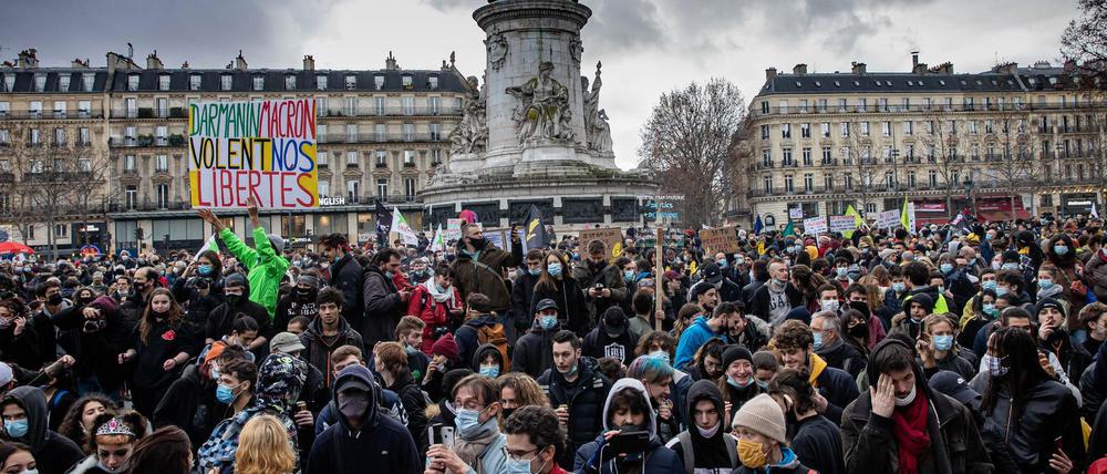 Auch auf dem Platz der Republik in Paris demonstrierten die Franzosen.