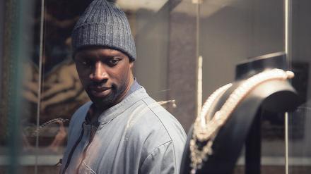 Gentleman-Gauner. Omar Sy kann in der Rolle von Assane Diop in der Netflix-Serie „Lupin“ an seinen Kinoerfolg „Ziemlich beste Freunde“ anschließen. 