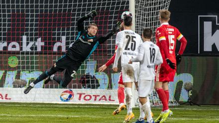 Loris Karius wurde nach seiner Einwechslung einmal gefordert und wehrte in der Nachspielzeit einen Kopfball zur Ecke ab. 