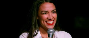 Alexandria Ocasio-Cortez, linke Abgeordnete der Demokraten, nimmt die Kleinspekulanten öffentlich in Schutz.