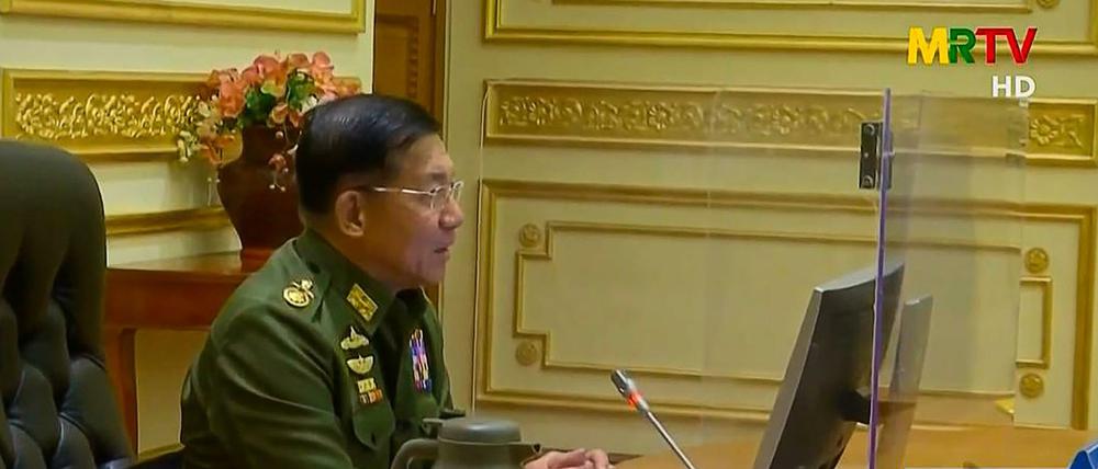 Militärchef Min Aung Hlaing hat die Macht übernommen.