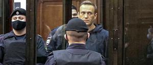 Der russische Oppositionsführer Alexej Nawalny vor Gericht.
