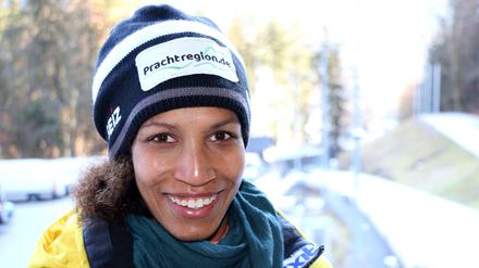 Mariama Jamanka begann als Leichtathletin und wechselte im Jahr 2013 zur Anschieberin.