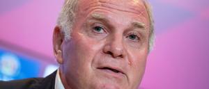Mal was Neues: Uli Hoeneß, 69, wird als Fußballexperte für den Privatsender RTL arbeiten.