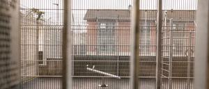 Endstation: Die Abschiebungshaftanstalt des Landes Hessen in Darmstadt. Statt bislang 20 bietet die umgebaute Anstalt ab dem 1. Februar für 80 Abschiebehäftlinge Platz. 