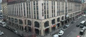 Ganz recht, das ist ein Plattenbau: Das Hotel Hilton steht unter Denkmalschutz.