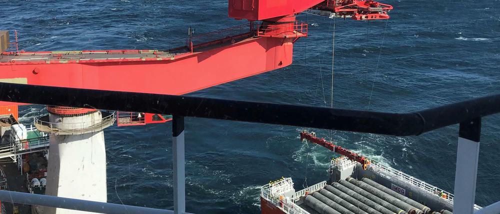Die Nord Stream 2 AG hat mit dem Weiterbau der umstrittenen Ostseepipeline begonnen.