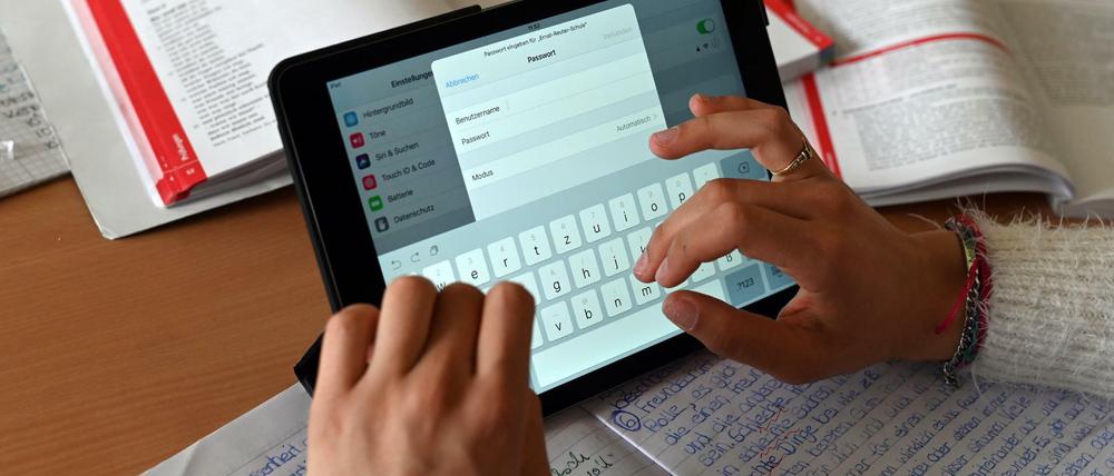 242 Tablets wurden aus der Willy-Brandt-Schule gestohlen.