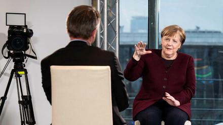 Angela Merkel erklärt die Corona-Welt - hier für RTL