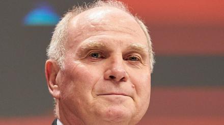 Uli Hoeneß übt Kritik an den EM-Plänen der Uefa. 