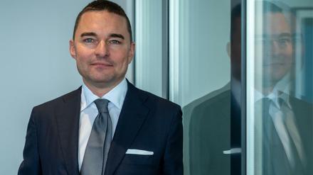 Lars Windhorst hat weiterhin ehrgeizige Ziele mit Hertha BSC. Mit der Zweiten Liga beschäftigt er sich nicht.