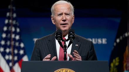 Joe Biden, Präsident der USA, spricht über die Reaktion seiner Regierung auf den Putsch in Myanmar.