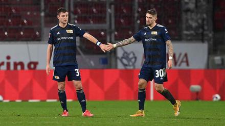 Robin Knoche und Robert Andrich (r.) müssen mit Union wieder konsequent effizient spielen.