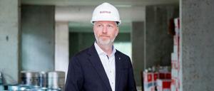 Sebastian Scheel (Die Linke), Stadtentwicklungssenator von Berlin, steht im Fokus des U-Ausschusses.