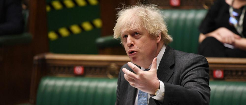 Der britische Premier Johnson nutzt einen Schnitzer der EU, um gegen das Nordirland-Protokoll mobil zu machen.