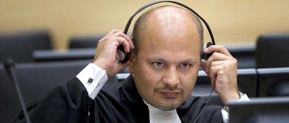 Karim Khan, der neue Chefankläger, hat bereits als Verteidiger am Internationalen Strafgerichtshof gearbeitet.