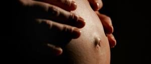 Ein Babybauch ist für viele ein unerfüllter Wunsch.