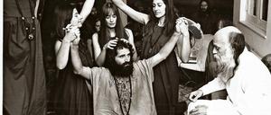 Aufstieg und Fall des Gurus Bhagwan, aus der Perspektive seiner Anhänger.