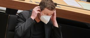 Berlins Kultursenator Klaus Lederer setzt auf Sicherheit.