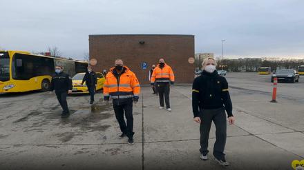 Die "Jerusalema"-Choreographie wird weltweit getanzt und macht ein bisschen gute Laune in der Pandemie, auch bei der BVG.