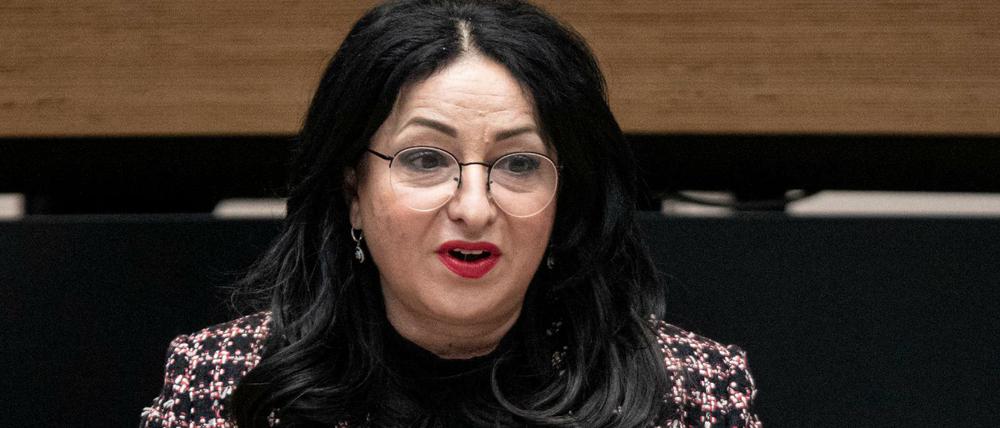 Berlins Gesundheitssenatorin Dilek Kalayci (SPD) im Abgeordnetenhaus.