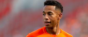 Ex-Profifußballer Dennis Aogo ist in ein Coaching-Start-up eingestiegen.