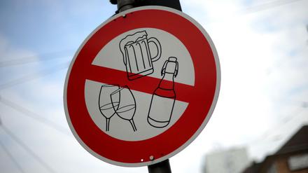 Der Verzicht auf Alkohol ist ein Klassiker. Man kann aber auch auf Muffeligkeit verzichten.