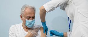 Impfen streng nach Prioritätenliste - oder sind begründete Abweichungen erlaubt?