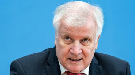 Sauer auf die EU: Horst Seehofer (CSU), Bundesminister für Inneres (Archivbild)