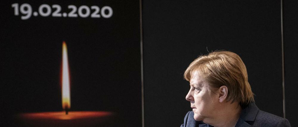 Bundeskanzlerin Angela Merkel (CDU) war vor einem Jahr bei der Gedenkfeier für die Opfer des Anschlags von Hanau dabei.