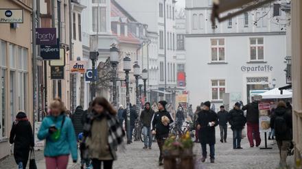 Wann darf wieder geshoppt werden?