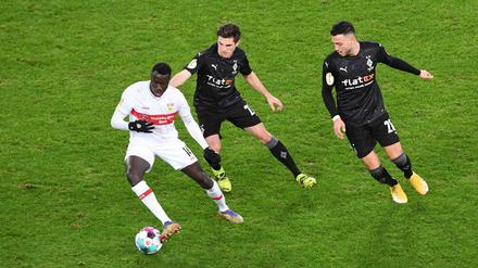 Silas Wamangituka bei seiner Lieblingsbeschäftigung: dem Dribbling.