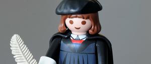 Martin Luther ist nicht nur die erfolgreichste Playmobilfigur aller Zeiten: Er ist der Begründer der evangelischen Kirche. 