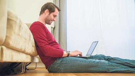 Dazulernen. In der erzwungenen Pause können Mitarbeiter sich online weiterqualifizieren. 