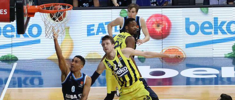 Alba Berlin forderte Fenerbahce, aber es reichte nicht zum Sieg.