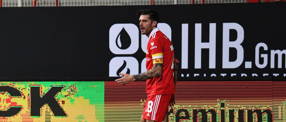Christopher Trimmel in seiner Spezialdisziplin: Standardsituationen. 