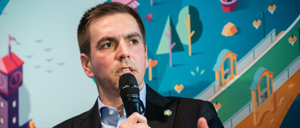 Philipp Lahm, Cheforganisator der EM 2024, schließt Deutschland als einzigen Gastgeber der diesjährigen EM aus. 