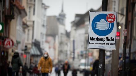 In Flensburg gibt es eine Häufung von mutierten Coronaviren. Dies hat Ausgangsbeschränkungen und Kontaktsperrungen zur Folge.