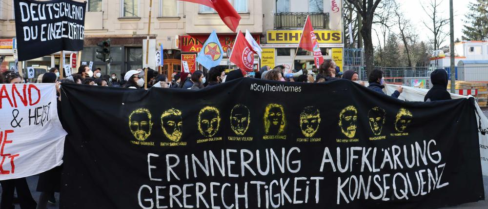 Etwa 4000 Menschen beteiligten sich an dem Gedenken.