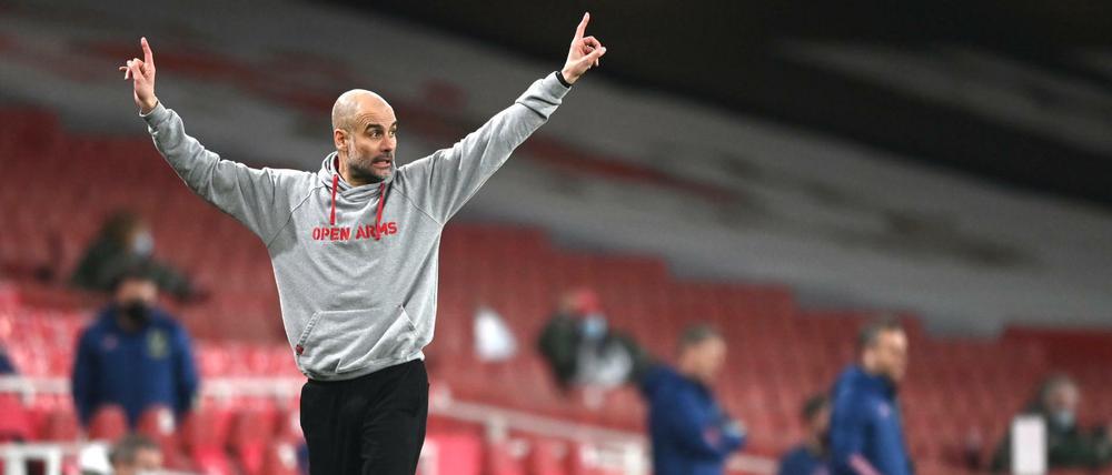 Weil alles so gut läuft, verfällt auch Trainer Pep Guardiola in Überschwänglichkeit und schwärmt von seinen Spielern.