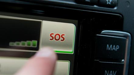 Immer verbunden. Autos sind künftig ständig online und sollen mit dem Fahrer und ihrer Umwelt kommunizieren können. Foto: Julian Stratenschulte/dpa